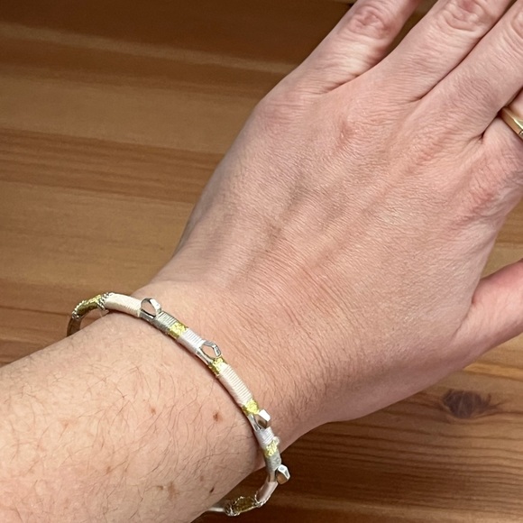 💫 2/$20 - Stella and dot color block silver with thread detail - Picture 5 of 7